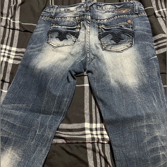 Size 9 ZCO jeans. - Picture 5 of 5